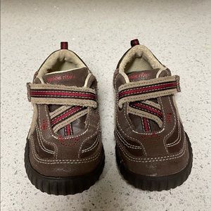 Little boys Stride Rite Shoes Size 7